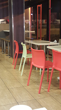 Atmosphère du Restaurant KFC Béziers à Béziers - n°9