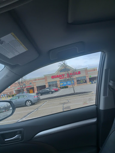 Supermarket «Giant Eagle Supermarket», reviews and photos, 6700 Hayden Run Rd, Hilliard, OH 43026, USA