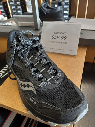 Shoe Store «DSW Designer Shoe Warehouse», reviews and photos, 4 S Tunnel Rd, Asheville, NC 28805, USA