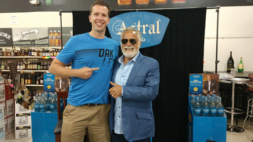 Liquor Store «Austin Liquors», reviews and photos, 20 Boston Turnpike, Shrewsbury, MA 01545, USA