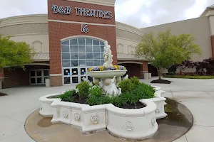 B&B Theatres Overland Park 16 image