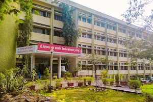 Dr Vaishampayan Memorial Govt Medical College image