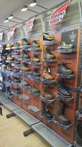 Shoe Store «Red Wing Shoe Store», reviews and photos, 38 Pidgeon Hill Dr, Sterling, VA 20165, USA