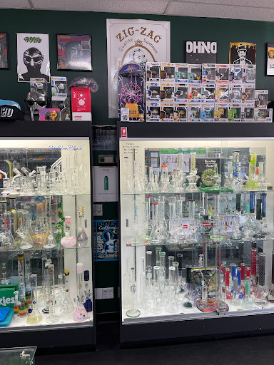 Glass Blower «ZZYZX Smoke Shop», reviews and photos, 2127 Pickwick Dr, Camarillo, CA 93010, USA