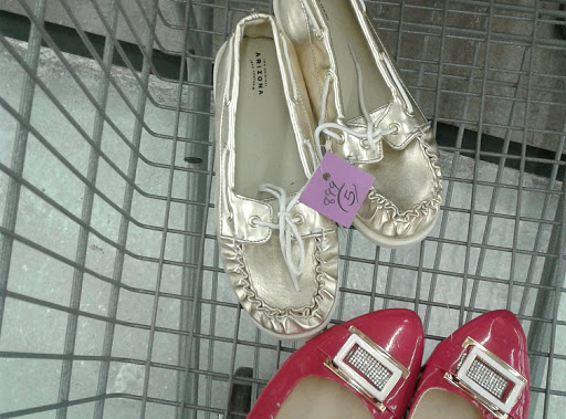 Thrift Store «2nd Ave Village Thrift Economy Stores», reviews and photos, 13770 Smoketown Rd, Woodbridge, VA 22192, USA