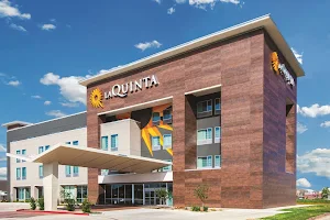 La Quinta Inn & Suites by Wyndham Houston Cypress image