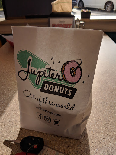 Donut Shop «Jupiter Donut Factory», reviews and photos, 141 Center St, Jupiter, FL 33458, USA