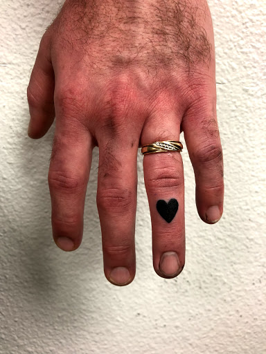 Tattoo Shop «Powell Tattoos», reviews and photos, 5117 SE Powell Blvd #1, Portland, OR 97206, USA