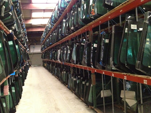 Auto Glass Shop «In & Out Auto Glass», reviews and photos, 221 Bayshore Blvd, San Francisco, CA 94124, USA