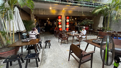 Lẩu Chay & Coffee Nhà Nát - 67 Đ. Thành Thái, Phường 14, Quận 10, Thành phố Hồ Chí Minh 72500, Vietnam