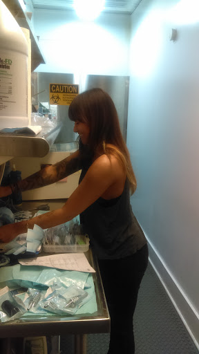 Tattoo and Piercing Shop «Bleed Blue Tattoo & Piercing», reviews and photos, 527 S Upper St, Lexington, KY 40508, USA