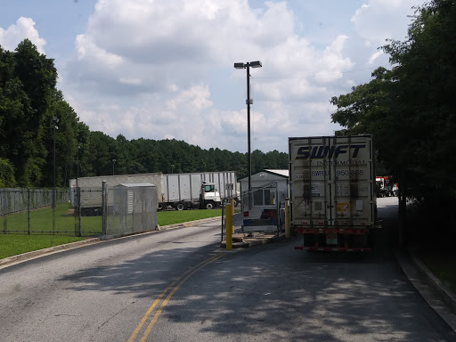 Furniture Store «JCPenney Furniture Outlet», reviews and photos, 5400 Frontage Rd, Forest Park, GA 30297, USA