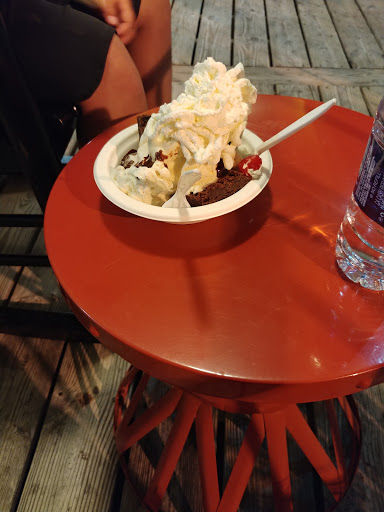 Ice Cream Shop «Hassles Ice Cream», reviews and photos, 430 E 20th Ave, North Wildwood, NJ 08260, USA