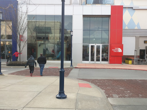 Clothing Store «The North Face», reviews and photos, 4025 Gramercy St, Columbus, OH 43219, USA
