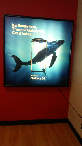 Verizon Authorized Retailer - A Wireless, 613 Cecil Ave, Delano, CA 93215, USA, 