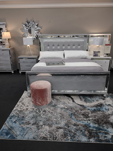 Furniture Store «Mor Furniture for Less», reviews and photos, 5156 N Blackstone Ave, Fresno, CA 93710, USA