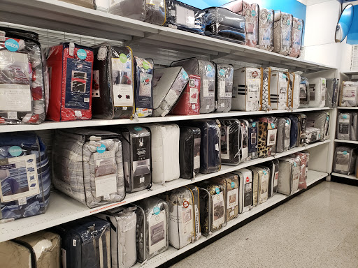 Clothing Store «Ross Dress for Less», reviews and photos, 340 W Kettleman Ln, Lodi, CA 95240, USA