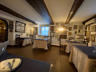 Hotel Restaurante Gaby, Casa Blasquico - Pl. la Fuente, 1, 22720 Hecho, Huesca, Spain