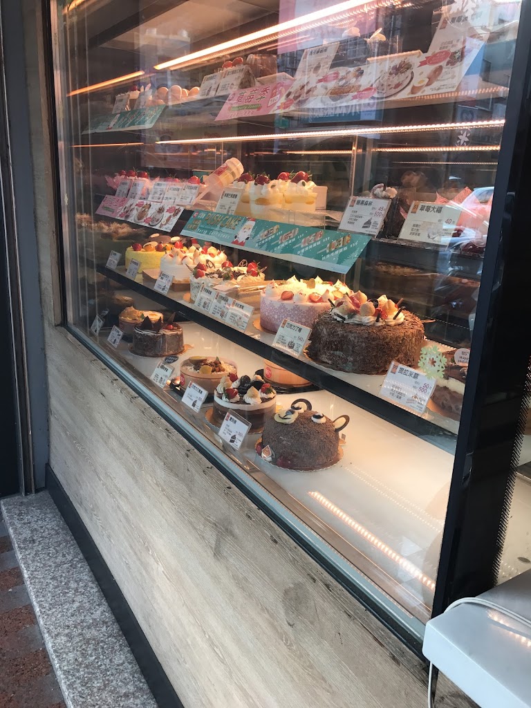 85度C咖啡蛋糕飲料-后里甲后店 的照片