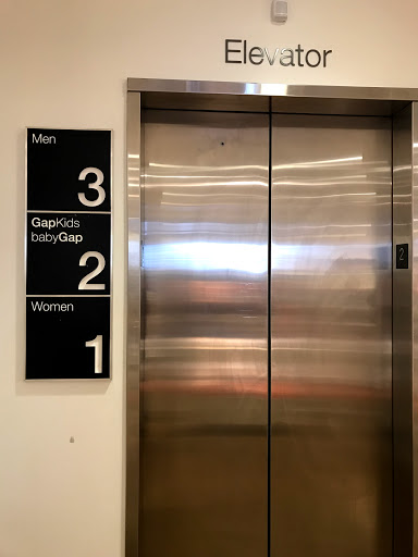 Clothing Store «Gap», reviews and photos, 1258 Wisconsin Ave NW, Washington, DC 20007, USA