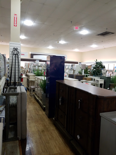 Department Store «HomeGoods», reviews and photos, 11251 Pines Blvd, Pembroke Pines, FL 33026, USA