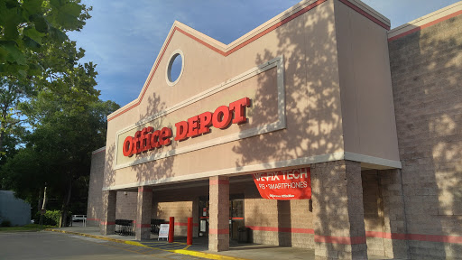 Office Depot, 1015 NW 13th St, Gainesville, FL 32601, USA, 