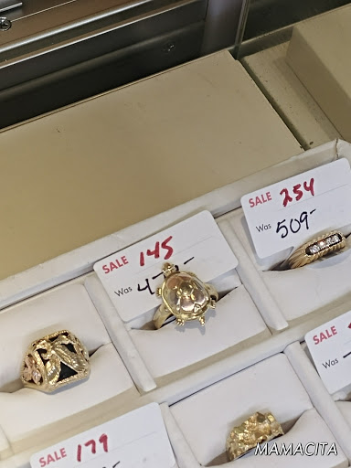 Check Cashing Service «SuperPawn», reviews and photos, 6720 W Olive Ave #2, Peoria, AZ 85345, USA