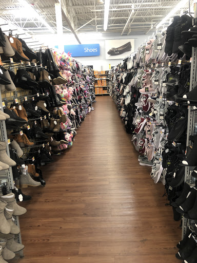 Discount Store «Walmart», reviews and photos, 40 Drury Dr, La Plata, MD 20646, USA