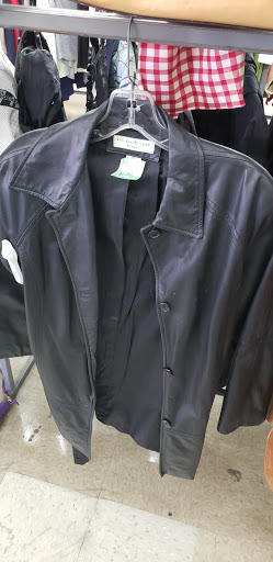 Thrift Store «Thrift Giant», reviews and photos, 10544 Harry Hines Blvd, Dallas, TX 75220, USA