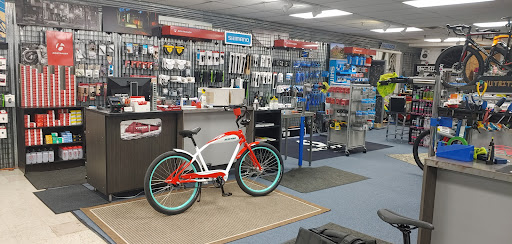 Bicycle Store «Trek Bicycle Store Greensboro», reviews and photos, 1209 Battleground Ave, Greensboro, NC 27408, USA