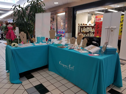 Shopping Mall «Valley Mall», reviews and photos, 17301 Valley Mall Rd, Hagerstown, MD 21740, USA