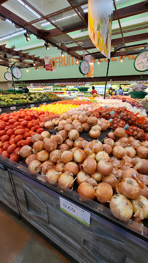 Supermarket «Seafood City Supermarket - Carson», reviews and photos, 131 W Carson St, Carson, CA 90745, USA