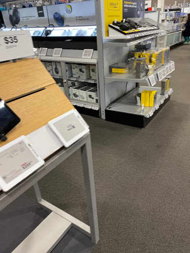 Electronics Store «Best Buy», reviews and photos, 8923 Bay Pkwy, Brooklyn, NY 11214, USA