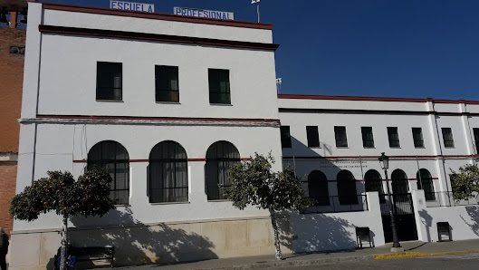 Escuela De Formación Profesional Nuestra Señora De Las Mercedes C. María Auxiliadora, 32, 21710 Bollullos Par del Condado, Huelva, España