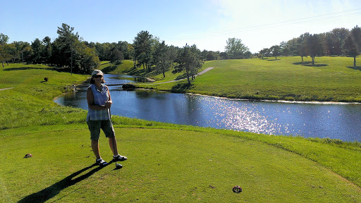 Golf Resort «Lakeview Hills Golf Resort», reviews and photos, 6560 Peck Rd, Lexington, MI 48450, USA