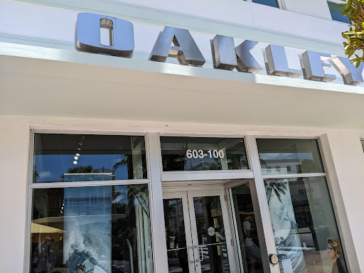 Sunglasses Store «Oakley Store», reviews and photos, 603 Lincoln Rd #100, Miami Beach, FL 33139, USA