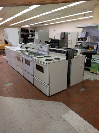 Thrift Store «Knoxville Habitat For Humanity ReStore», reviews and photos, 1511 Downtown W Blvd, Knoxville, TN 37919, USA