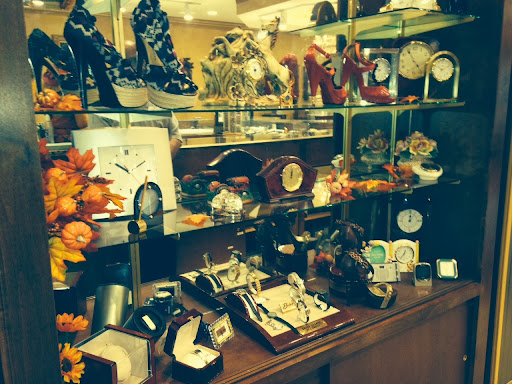 Watch Repair Service «Karkazian Jewelers», reviews and photos, 9447 N Fort Washington Rd #110, Fresno, CA 93730, USA