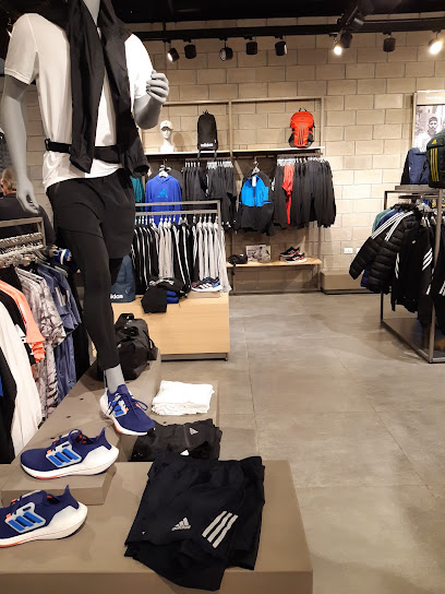 Adidas Store Alto Rosario