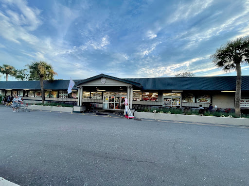 Grocery Store «Piggly Wiggly Hilton Head», reviews and photos, 1 N Forest Beach Dr, Hilton Head Island, SC 29928, USA