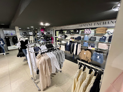 MAGASIN AMBASSADE à Mandelieu-la-Napoule