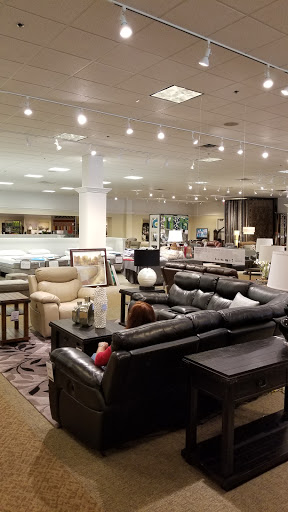 Furniture Store «Havertys Furniture», reviews and photos, 10464 Philips Hwy, Jacksonville, FL 32256, USA
