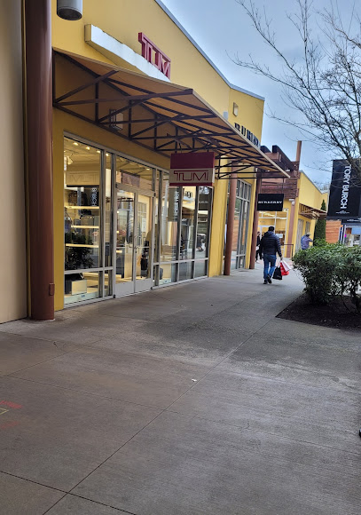 TUMI Outlet Store - Seattle Premium Outlets