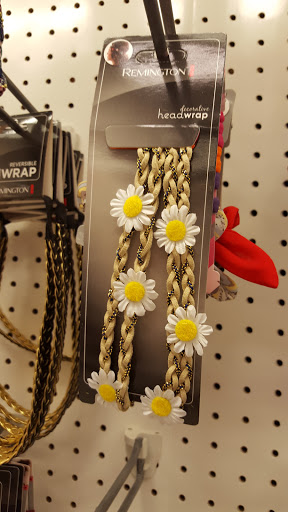 Shopping Mall «University Square», reviews and photos, 14060 Cedar Rd, Cleveland, OH 44118, USA