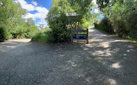 Tucker Beach Trail Parking