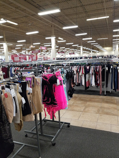 Clothing Store «Burlington Coat Factory», reviews and photos, 287 Washington St, Attleboro, MA 02703, USA