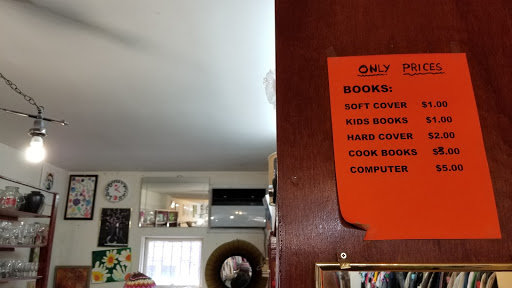 Thrift Store «Unique Boutique Steinway Thrift Shop», reviews and photos, 2588 Steinway St, Astoria, NY 11103, USA