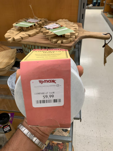 Department Store «T.J. Maxx», reviews and photos, 30965 Five Mile Road, Livonia, MI 48154, USA