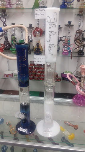 Tobacco Shop «Azusa Smoke Shop», reviews and photos, 321 S Azusa Ave, Azusa, CA 91702, USA