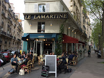 Photos du propriétaire du Café Café Lamartine à Paris - n°3